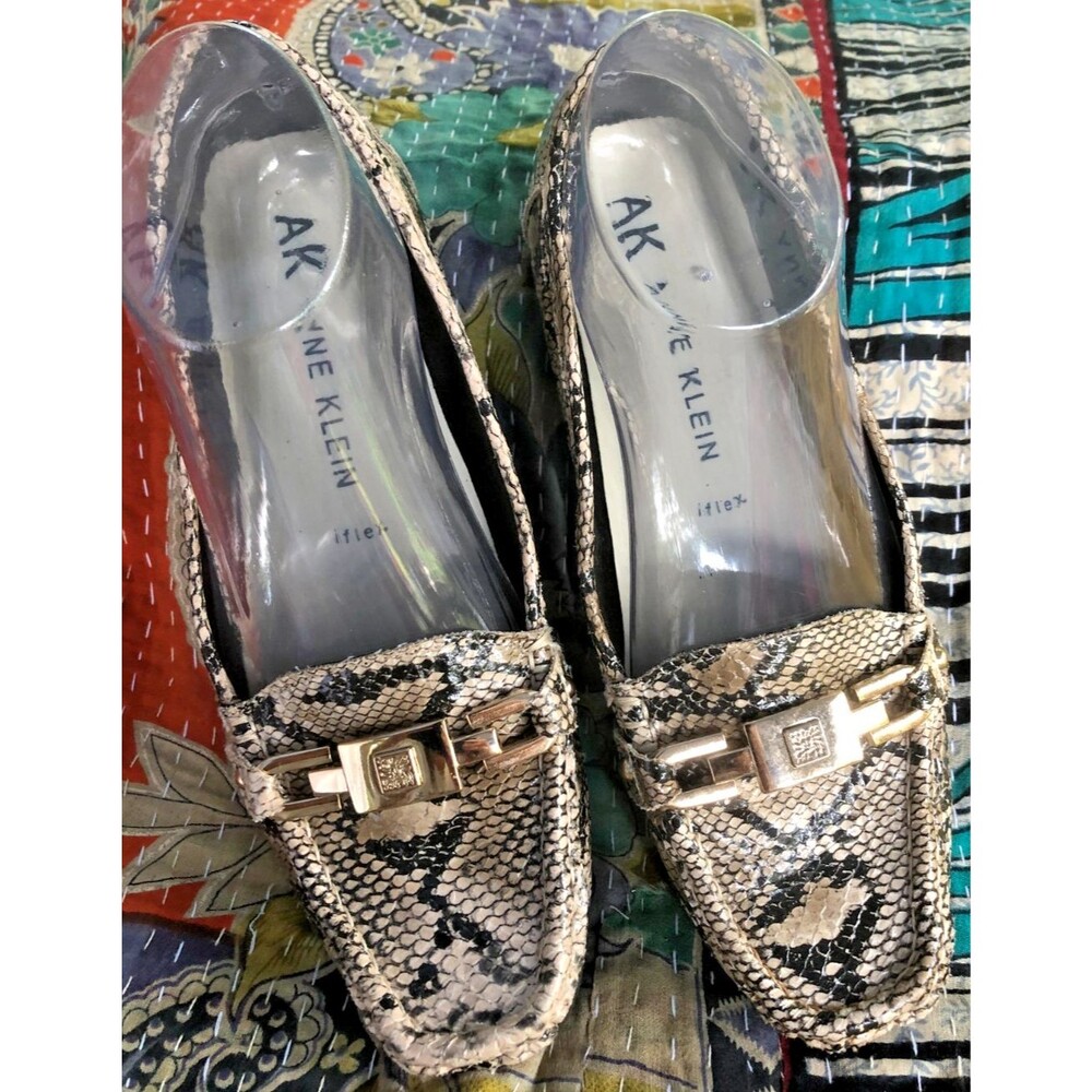 Anne Klein Brown Textured Snake Print Loafers Flats Iflex Size 7